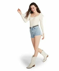 STEVEMADDEN STUDDED DENIM SHORTS