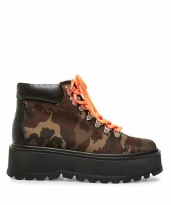 SteveMadden STOMP CAMOUFLAGE WOMEN’S SHOES