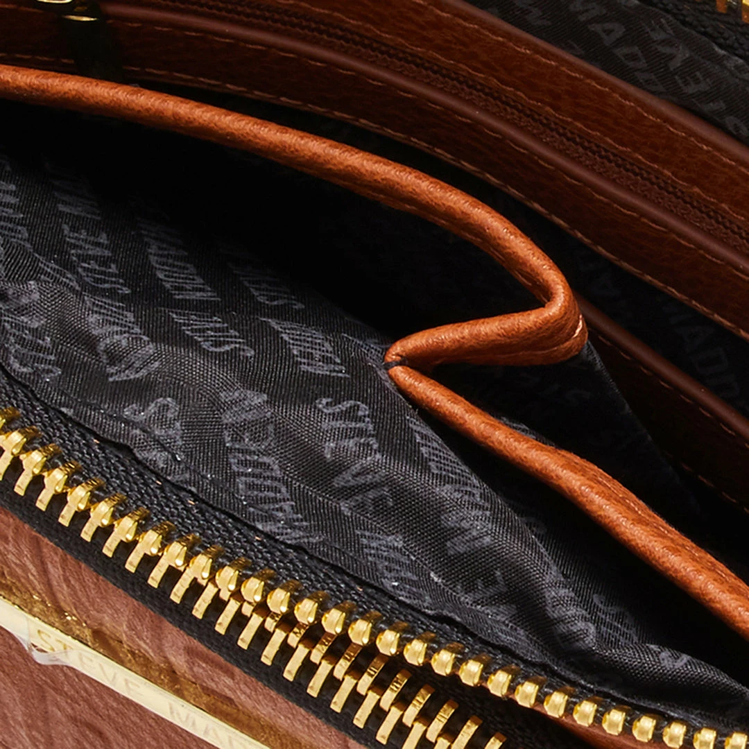 SteveMadden LOGO CROSSBODY COGNAC