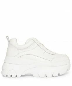 SteveMadden Shop All HANSEL WHITE