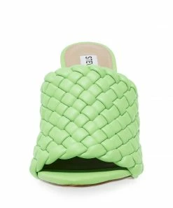 STEVEMADDEN WOMEN’S SHOES FATEFUL LIGHT GREEN