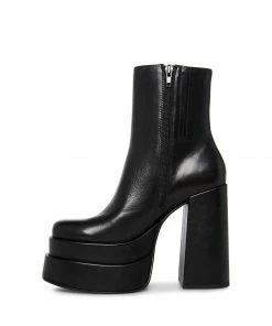 SteveMadden Shop All COBRA BLACK LEATHER