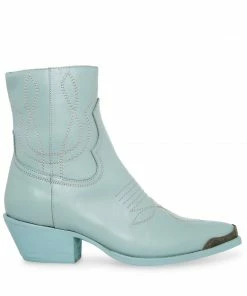 STEVEMADDEN GREYSON BABY BLUE LEATHER NEW & NOW