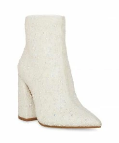 STEVEMADDEN Pre-Order NELLE WHITE
