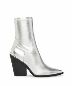 STEVEMADDEN STRIKER SILVER NEW & NOW
