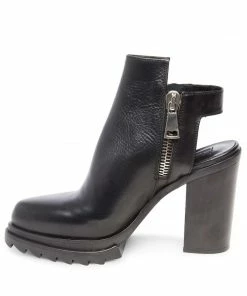 SteveMadden ARIELLEE BLACK LEATHER Pre-Order