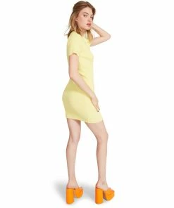 STEVEMADDEN GOLF SHOES COLLARED RIBBED DRESS YELLOW