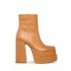 SteveMadden COBRA TAN LEATHER