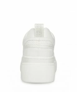 STEVEMADDEN DESTINY WHITE NEW & NOW