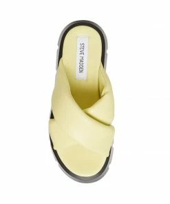 STEVEMADDEN NEW & NOW EZRA YELLOW