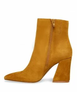 STEVEMADDEN NEW & NOW MATILDA MUSTARD SUEDE