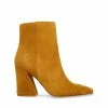 STEVEMADDEN NEW & NOW MATILDA MUSTARD SUEDE
