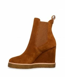 SteveMadden MOORIS CHESTNUT SUEDE