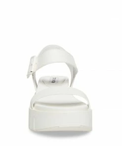 SteveMadden WOMEN’S SHOES PASTRY WHITE