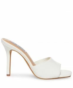 SteveMadden SIGNAL WHITE PATENT WOMEN’S SHOES