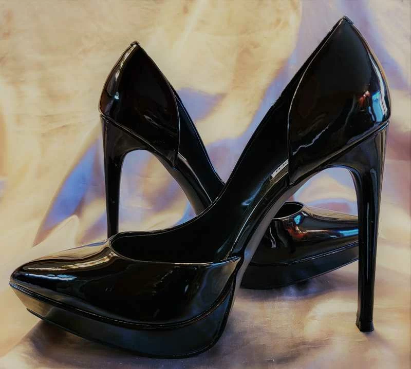 Recurate VIXEN BLACK PATENT - SM REBOOTED