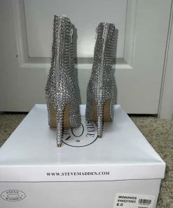 Recurate RESALE WINNINGS RHINESTONES - SM REBOOTED