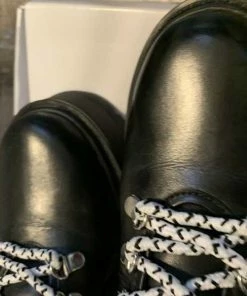 Recurate STOMP BLACK LEATHER - SM REBOOTED RESALE