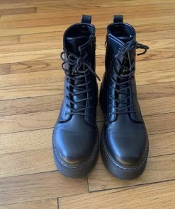 Recurate BETTYY BLACK - SM REBOOTED RESALE