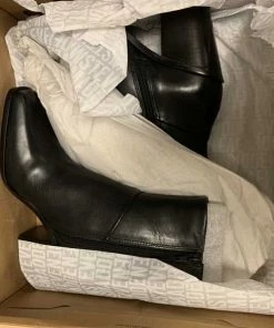 Recurate HARMEN BLACK LEATHER - SM REBOOTED