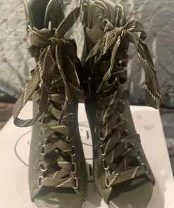 Recurate FEARLESS OLIVE - SM REBOOTED