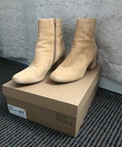 Recurate RESALE DAVIST CAMEL SUEDE BOOTIE - SM REBOOTED