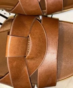 Recurate RESALE VIVIEN TAN LEATHER - SM REBOOTED