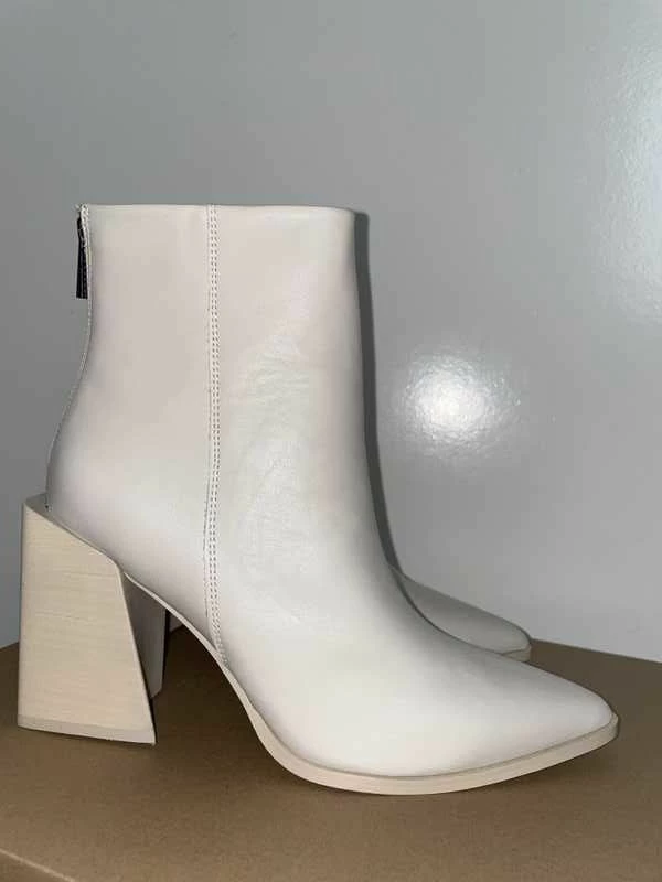 Recurate TISH BONE LEATHER - SM REBOOTED RESALE