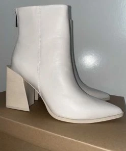 Recurate TISH BONE LEATHER - SM REBOOTED RESALE