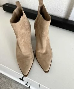 Recurate RESALE CHANDLER TAN SUEDE - SM REBOOTED