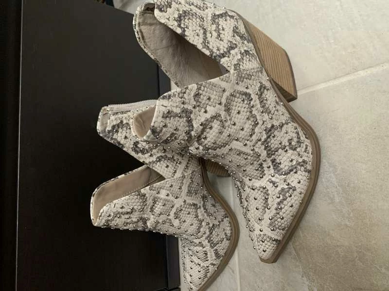 Recurate RESALE CAMRYN-S BONE MULTI - SM REBOOTED