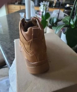 Recurate RESALE BRIM WHEAT NUBUCK - SM REBOOTED