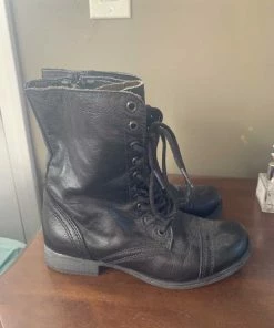 Recurate TROOPA BLACK LEATHER - SM REBOOTED