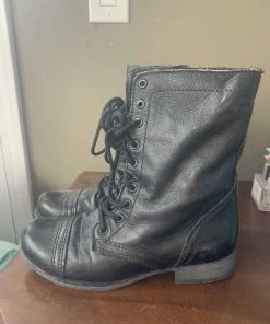 Recurate TROOPA BLACK LEATHER - SM REBOOTED