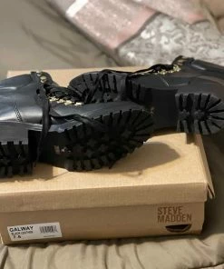 Recurate GALWAY BLACK LEATHER - SM REBOOTED