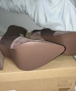 Recurate TACKLE TAUPE SUEDE - SM REBOOTED RESALE