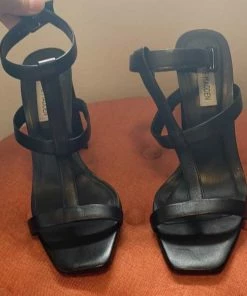 Recurate RESALE MEGAN BLACK LEATHER - SM REBOOTED