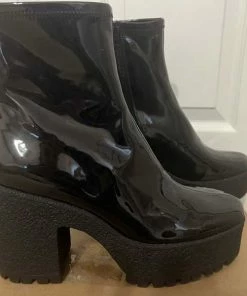 Recurate OUTLAST BLACK PATENT - SM REBOOTED