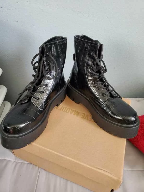 Recurate HENSON BLACK - SM REBOOTED