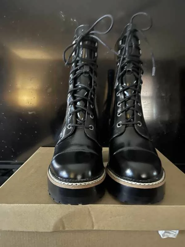 Recurate RESALE CORE BLACK LEATHER - SM REBOOTED