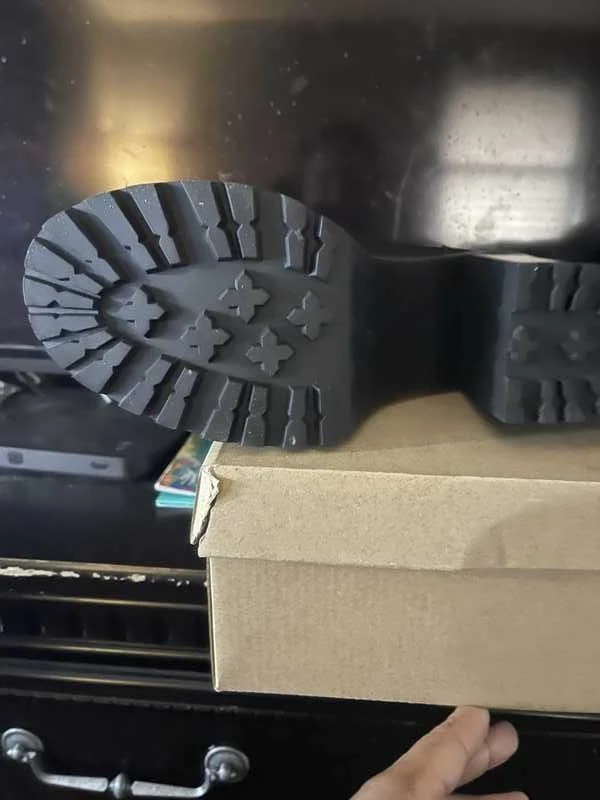 Recurate RESALE CORE BLACK LEATHER - SM REBOOTED