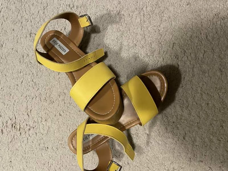 Recurate CONNECTION YELLOW LEATHER - SM REBOOTED RESALE