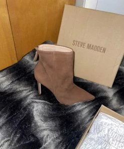 Recurate RESALE VANGLE BROWN NUBUCK - SM REBOOTED