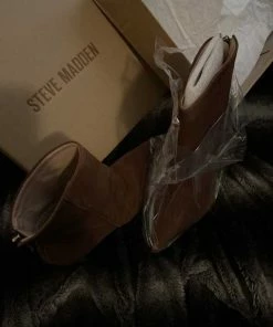 Recurate RESALE VANGLE BROWN NUBUCK - SM REBOOTED