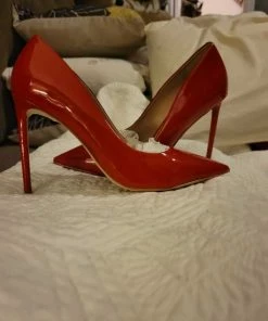 Recurate VALA RED PATENT - SM REBOOTED RESALE