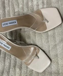 Recurate RESALE SHOWCASE CLEAR - SM REBOOTED