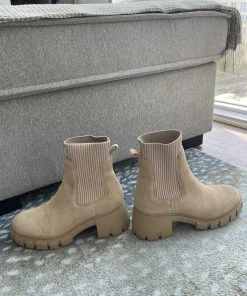 Recurate HUTCH SAND SUEDE - SM REBOOTED RESALE