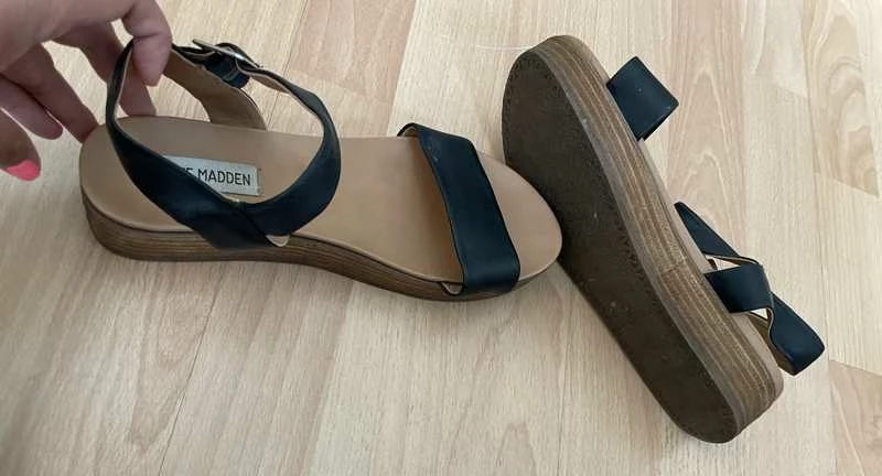 Recurate AIDA BLACK LEATHER - SM REBOOTED