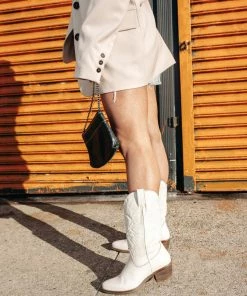 Recurate HAYWARD WHITE LEATHER - SM REBOOTED RESALE