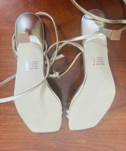 Recurate RESALE KYRAH GOLD - SM REBOOTED